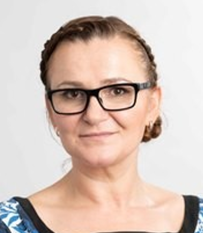 Professor Anna Paradowska